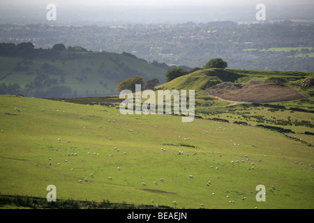 East Cheshire ländliche Ansicht von in der Nähe von sung-Hügel auf der Gritstone, Süd-West in Richtung der White Nancy Suche. Stockfoto