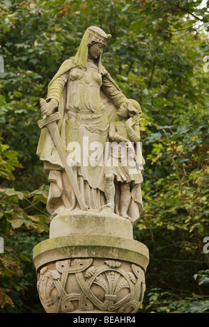 Denkmal für Alfred der große Tochter, Königin Aethelfleda in Tamworth Staffordshire. Stockfoto