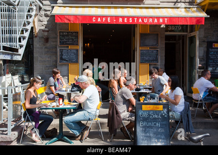 Cafe auf der Rue St. Dennis in Montreal Kanada Stockfoto