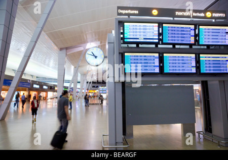 Israel. Abflughalle und elektronische Unterschrift an der Ben-Gurion international Airport (Terminal 3). Stockfoto