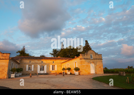 bei Sonnenuntergang Schloss Trottevieille saint Emilion Bordeaux Frankreich Stockfoto