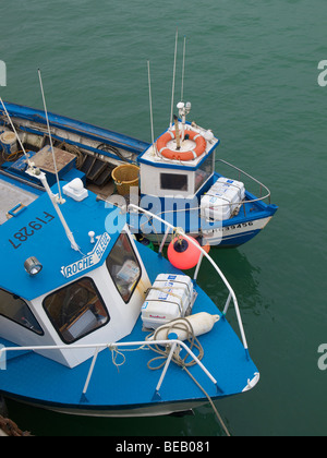 Kleine Fischerboote in Douarnenez Brittany France Stockfoto