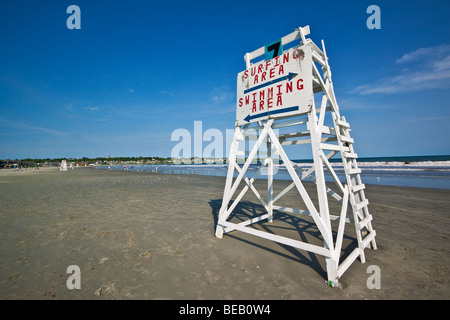 Suche Easton Strand, auch bekannt als erste am nächsten Strand, Stadt, beliebt zum Schwimmen Rettungsschwimmer & Surfen Newport, Rhode Island, USA Stockfoto