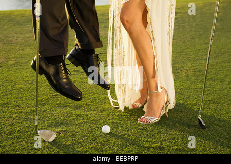 Zwei Golfer spielen Golf auf einem Golfplatz, Biltmore Golf Course, Coral Gables, Florida, USA Stockfoto