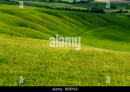 Die Krippe von Whitehorse Hügel durch das Uffington White Horse in Oxfordshire, England gesehen. Stockfoto