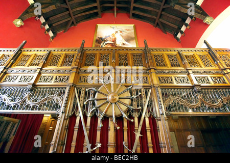 Inneren Waffe Display In der Great Hall Edinburgh Castle Schottland, Vereinigtes Königreich Stockfoto