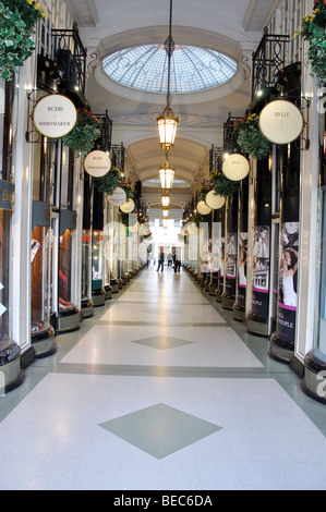 Piccadilly Arcade, Piccadilly, City of Westminster, London, England, Vereinigtes Königreich Stockfoto