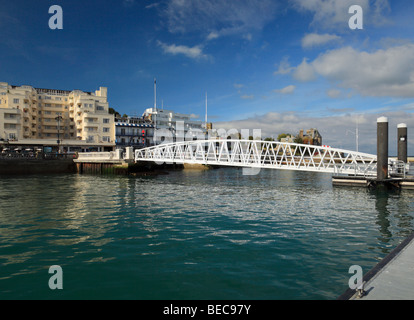 Hafen von Cowes. Isle Of Wight, England, Vereinigtes Königreich. Stockfoto