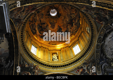 Kuppel der Kirche Chiesa del Gesu, Piazza del Gesu, historisches Zentrum, Rom, Italien Stockfoto