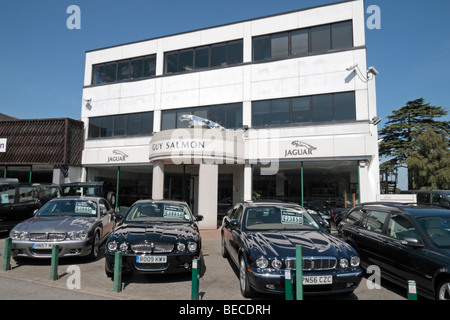 Das Guy Salmon (Jaguar Cars Ltd) Autohaus in Ascot, Berkshire, UK. Stockfoto