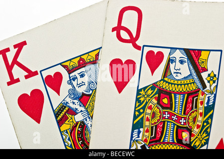 Spielkarten mit einem König und die Königin in den Herzen-Anzug Stockfoto