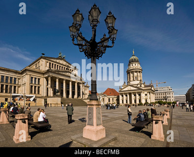 Konzerthaus concert Hall und französischen Dom am Gendarmenmarkt-Platz, Berlin-Mitte, Deutschland, Europa Stockfoto