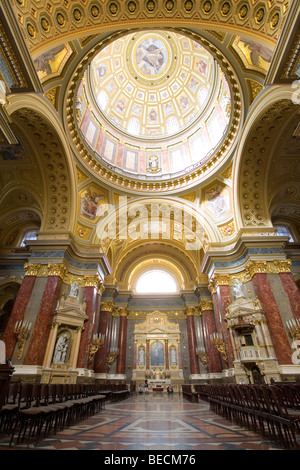 Innenraum der St.-Stephans-Basilika, Budapest, Ungarn, Osteuropa Stockfoto