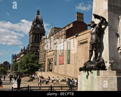 Rathaus-Galerie Kunst und Krieg Memorial Leeds Yorkshire UK Stockfoto