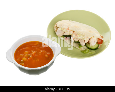 Gemüsesuppe mit Huhn-Pitta-Brot Stockfoto