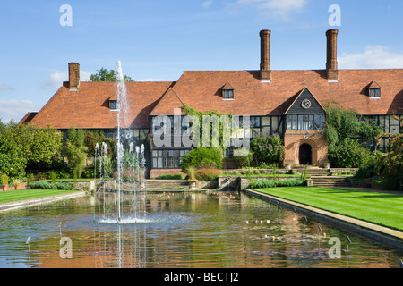 Wisley RHS Garden. Labor und Kanal. Surrey, UK Stockfoto