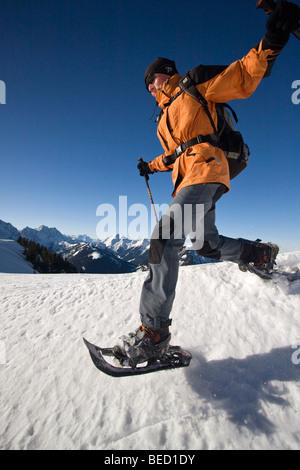 Schneeschuh-Wanderer und Bereich Karwendel, Tirol, Österreich Stockfoto