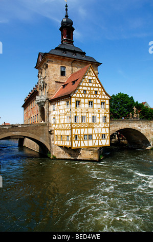Altes Rathaus in der Regnitz River, Bamberger Dom, Bamberg, obere Franken, Bayern, Deutschland, Europa Stockfoto