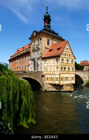 Altes Rathaus in der Regnitz River, Bamberger Dom, Bamberg, obere Franken, Bayern, Deutschland, Europa Stockfoto