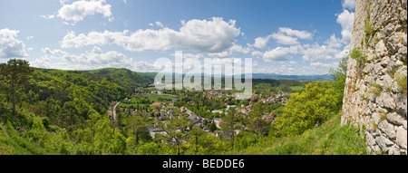Blick von der Burg über der Stadt von Pitten, Niederösterreich, Österreich, Europa Stockfoto