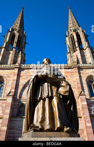 SAINT-PIERRE UND SAINT-PAUL-KIRCHE, OBERNAI Stockfoto