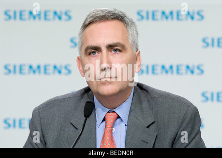 Peter Loescher, Vorstandsvorsitzender der Siemens AG im Rahmen der Pressekonferenz am Jahresabschluss am 13.11.2008 in München, Bav Stockfoto