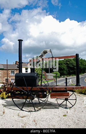 eine Nachbildung des "Murdoch Flyer" in Redruth, Cornwall (eines der ersten Dampfmaschinen Road Transport) gebaut von Richard Murdoch Stockfoto