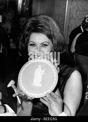 Schauspielerin Sophia Loren mit ihre beste ausländische Schauspielerin Stockfoto