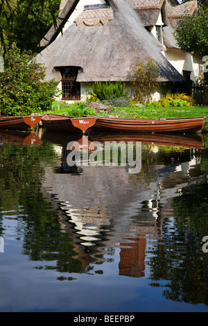 Brücke Cottage Flatford East Bergholt Suffolk England Stockfoto