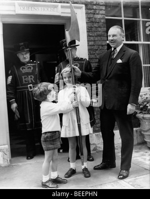 Caroline Kennedy und John Jr. besuchen Tower of London Stockfoto