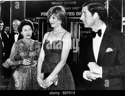 Prinzessin Diana und Prinz Charles bei Filmpremiere Stockfoto