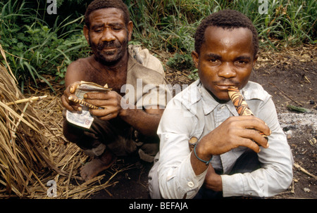 Pygmäen in Uganda, Zentralafrika, Afrika. Stockfoto