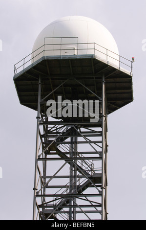 Radarturm Flughafen Birmingham, West Midlands, UK. Stockfoto