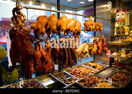 Kalifornien: Chinatown in San Francisco. Braten in Yees Restaurant, Foto Copyright Lee Foster.Photo #: 17-casanf77640 Stockfoto