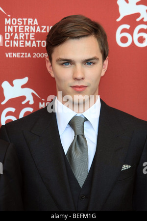 NICHOLAS HOULT EINEN EINZIGEN MANN. PHOTOCALL. 66. Venedig FILM FESTIVAL Venedig Italien 11. September 2009 Stockfoto