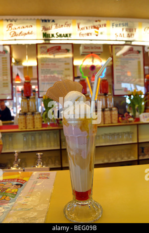 Traditionelle Ice Cream Parlour Scarborough UK Stockfoto