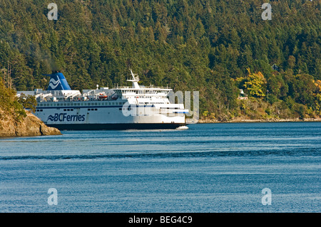 B.c. Fähre in Active Pass Stockfoto