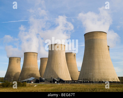 Die Kühltürme am Ratcliffe auf Soar Kraftwerk, Nottinghamshire, England UK Stockfoto