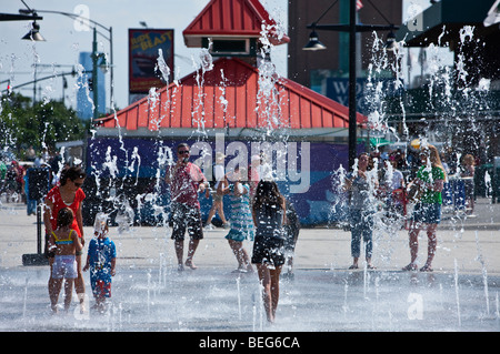 USA, New York, Manhattan, der Brunnen der Pier 83 Stockfoto