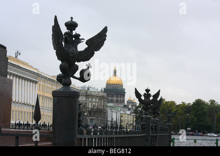 St. Isaak Cathedral in St. Petersburg Blick vom Schlossplatz Stockfoto