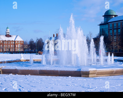 schneebedeckte Broadway Gärten, Letchworth Garden City Stockfoto