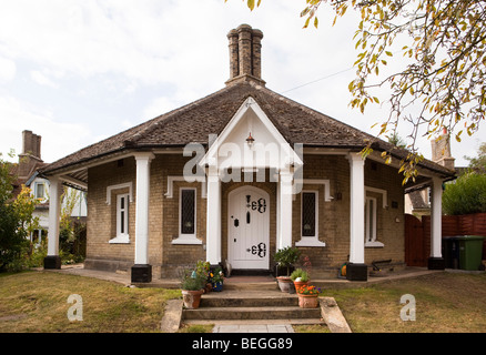 England, Cambridgeshire, Huntingdon, Brampton Dorf, das Rundhaus ungewöhnliche achteckige Gebäude Stockfoto