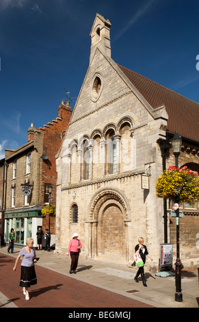 England, Cambridgeshire, Huntingdon, High Street, Cromwell Museum in der alten Grammatik Schulhaus Stockfoto