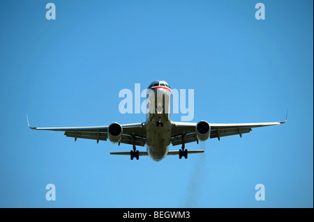 Jet-Flugzeug im Flug Stockfoto