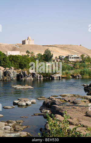 Mausoleum des Aga Khan über Nil Katarakt Landschaft, Assuan, Ägypten Stockfoto