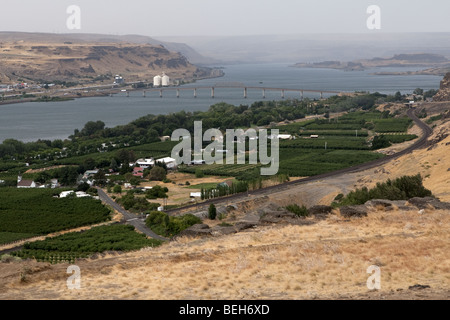 Columbia River von Stonehenge Erster Weltkrieg 1 War Memorial, Washington State, USA Stockfoto