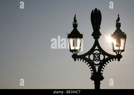 Detail der reich verzierte Lampe standard auf Lendal Bridge, York, Vereinigtes Königreich. Stockfoto