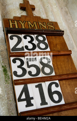 Eine Hymne-Board in der Kirche Stockfoto