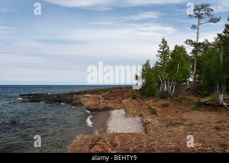 Lake Superior Presque Isle State Park Michigan in den USA große Seen Landschaft Wasser und Himmel außerhalb des Horizonts niedriger Winkel niemand horizontal hoch auflösend Stockfoto