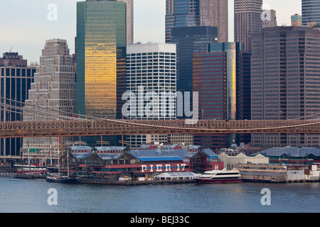 Pier 17, South Street Seaport in der Innenstadt von Manhattan in New York City Stockfoto